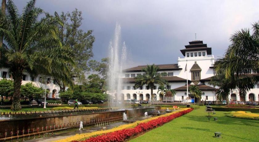 Andelir Hotel Bandung Ngoại thất bức ảnh